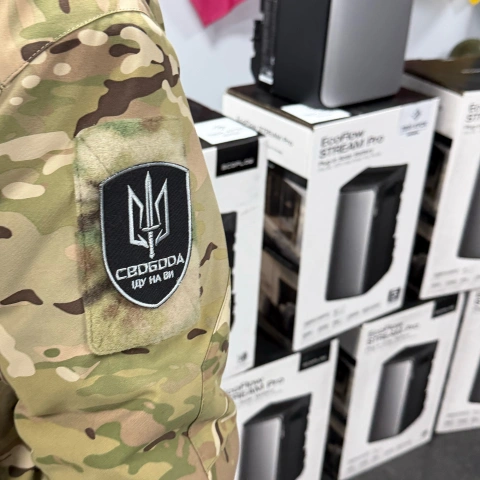 Ще більше фото Зарядні станції для 4-ої бригади оперативного призначення НГУ "Рубіж"