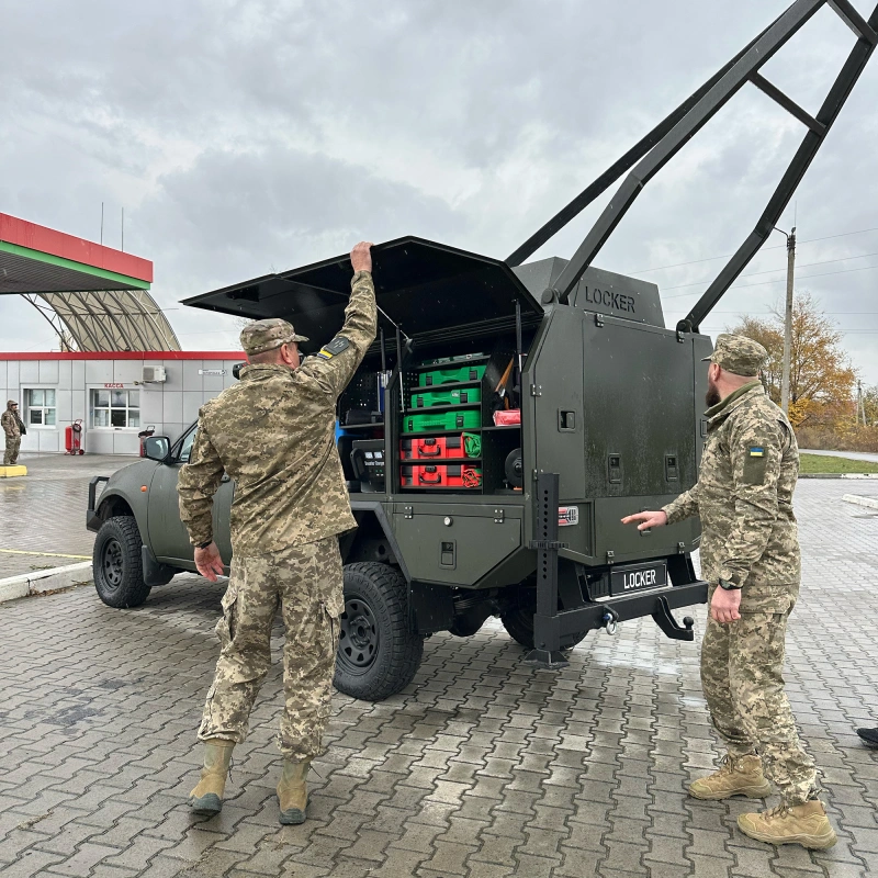 Фото до проекту Мобільна майстерня Locker для 411-го полку безпілотних авіаційних комплексів Яструби 3