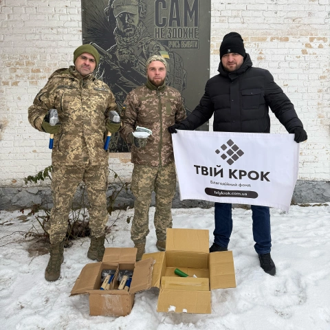 Ще більше фото Молотки та кувалди для Навчального Центру комплексної підготовки «ДГВ»