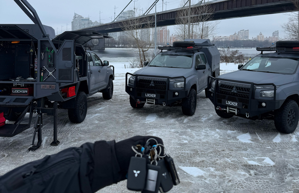 Дивитись фото Передано комплекси ремонтних майстерень Locker для Сил спеціальних операцій ЗСУ