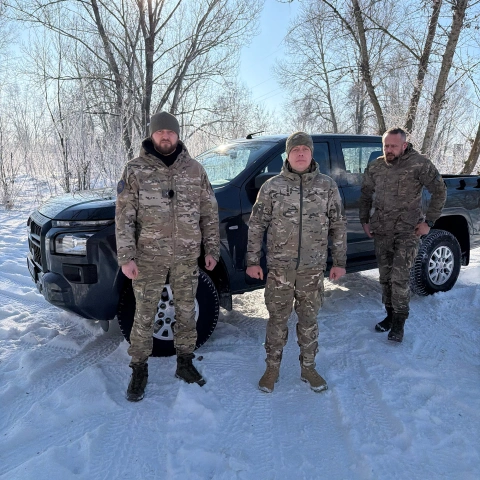Ще більше фото Два повнопривідні пікапи для 141-ої окремої механізованої бригади
