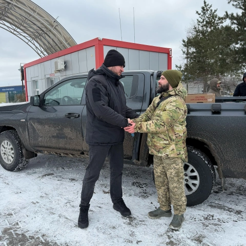 Ще більше фото Повнопривідний пікап та інструменти для 423-го окремого батальйону безпілотних систем "Скіфські Грифони"