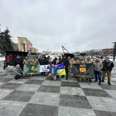 Ще більше фото Переобладнання пікапу в мобільну майстерню Locker для 92 ОШБр ім. Івана Сірка