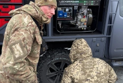 Ще більше фото Передано мобільну ремонтну майстерню Locker для 92-ої ОШБр