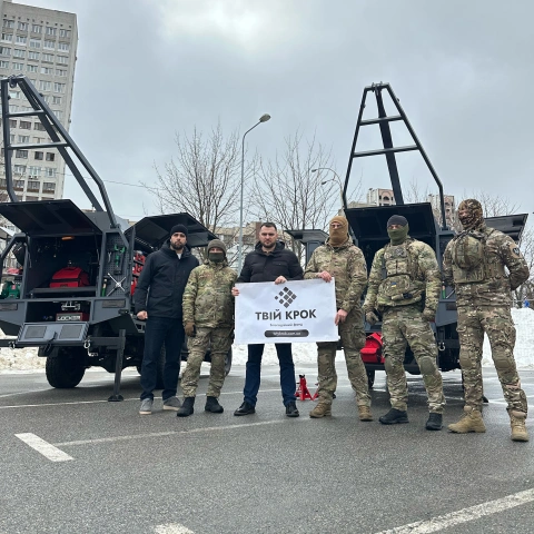 Ще більше фото Дві мобільні ремонтні майстерні Locker для Сили спеціальних операцій Збройних сил України