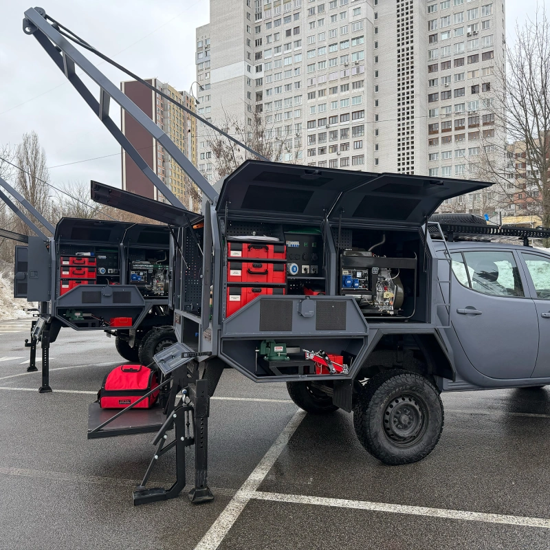 Фото до проекту Дві мобільні ремонтні майстерні Locker для Сили спеціальних операцій Збройних сил України 6