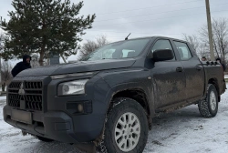 Ще більше фото Передано новий Mitsubishi L200 та інструменти для 423-го ОББС «Скіфські Грифони» 🇺🇦