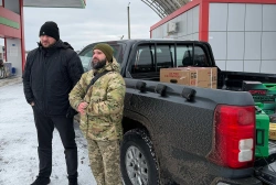 Ще більше фото Передано новий Mitsubishi L200 та інструменти для 423-го ОББС «Скіфські Грифони» 🇺🇦