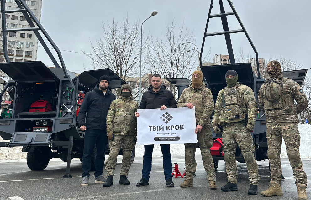 Дивитись фото Передано дві мобільні майстерні Locker для Сили спеціальних операцій