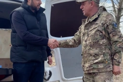 Ще більше фото Передано інструменти та обладнання для ремонту для 511-го ОРВБ