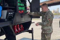 Ще більше фото Передано необхідну мобільну майстерню Locker для 3-ої окремої штурмової бригади
