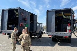 Ще більше фото Передано ще +2 ремонтні майстерні на базі вантажівок для 3-го армійського корпусу ЗСУ
