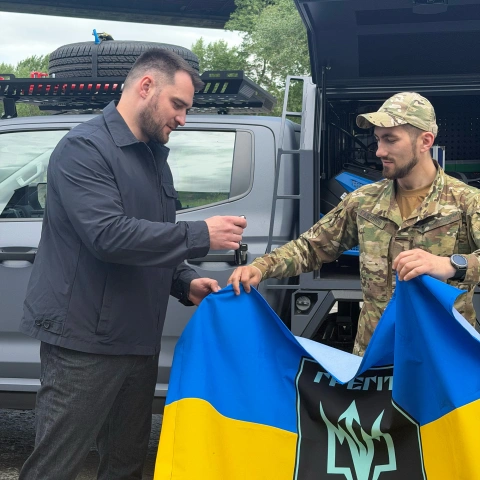 Ще більше фото Мобільна ремонтна майстерня Locker для 2-го корпусу Національної гвардії України «Хартія»