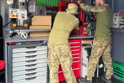 Ще більше фото Передано сучасну мобільну майстерню для ремонту та обслуговування НРК для 92 ОШБр