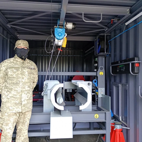Ще більше фото Ремонтні майстерні та шафи для заряджання АКБ для Головного управління розвідки