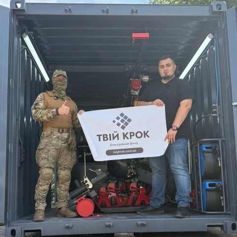 Ще більше фото Вантажний шиномонтажний комплекс Big-Locker для Головного управління розвідки