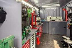 Ще більше фото Передано ремонтний комплекс Workshop-Locker для Міжнародного легіону ГУР МО