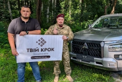Ще більше фото Передано новий Mitsubishi L200 для військовослужбовців 77-ої окремої аеромобільної бригади!