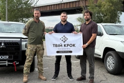 More photos Два нових Mitsubishi L200 передано Полку безпілотних систем Kraken 1654